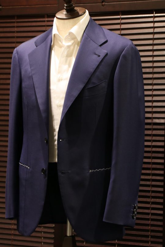 ビスポーク　スーツ　カルロバルべラのアイキャッチ画像